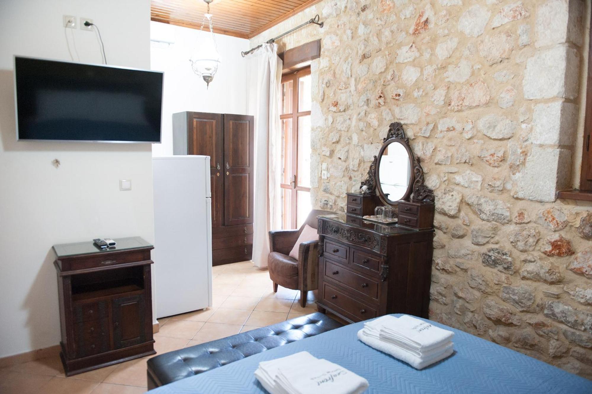 Seafront Stone Suites Vonitsa Esterno foto