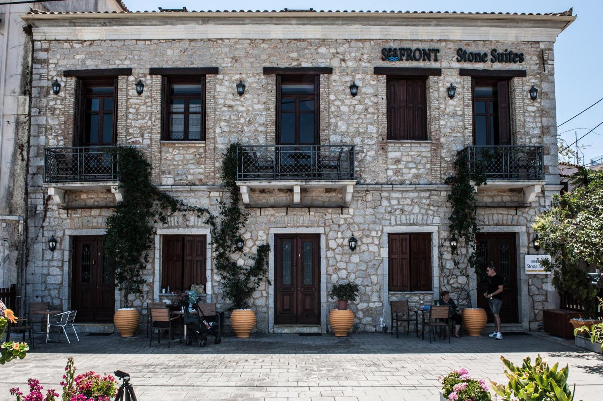 Seafront Stone Suites Vonitsa Esterno foto