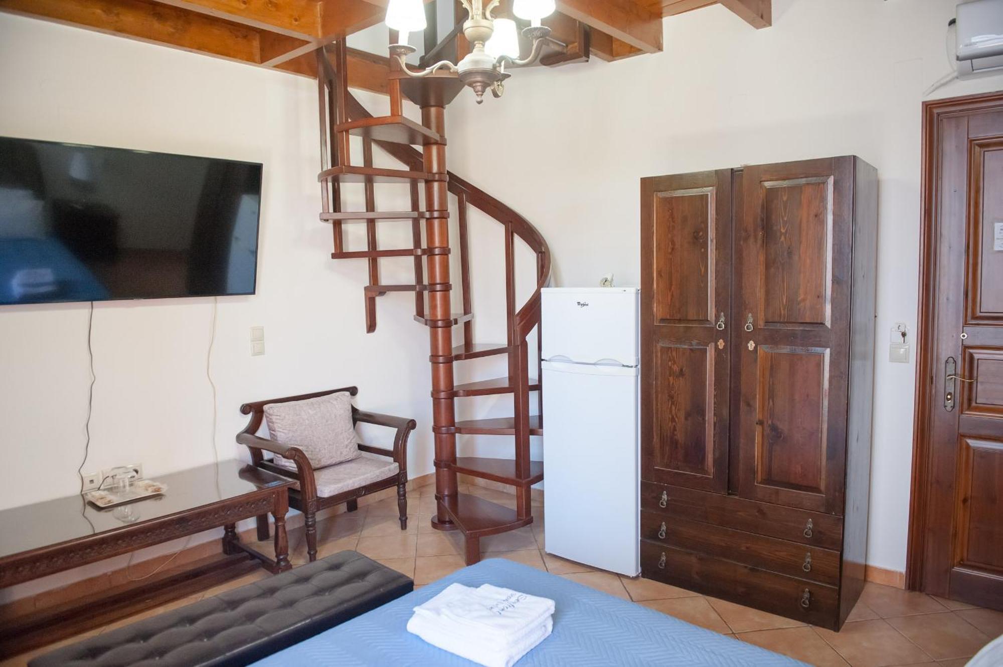 Seafront Stone Suites Vonitsa Esterno foto