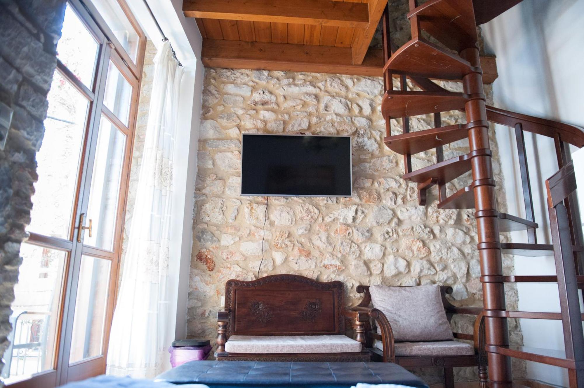 Seafront Stone Suites Vonitsa Esterno foto