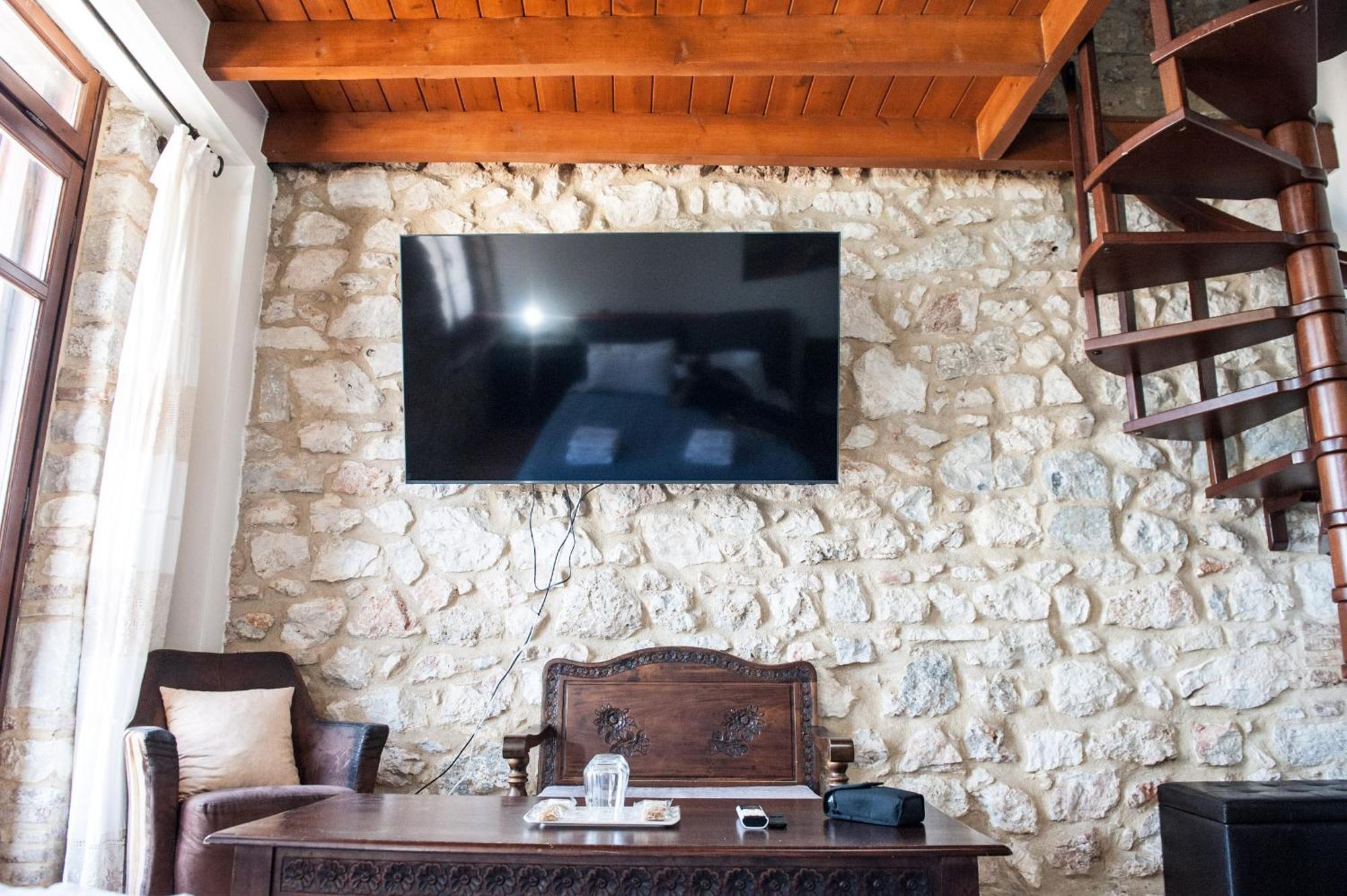 Seafront Stone Suites Vonitsa Esterno foto