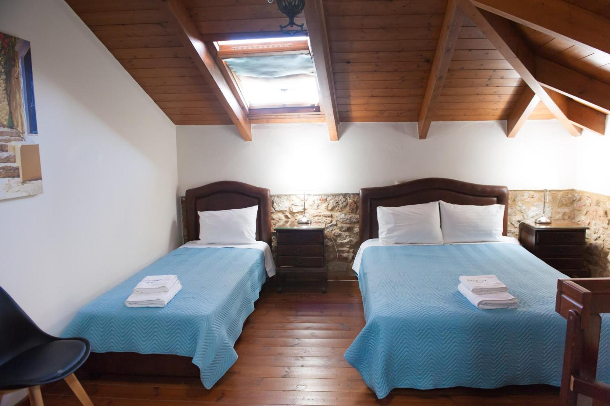 Seafront Stone Suites Vonitsa Esterno foto